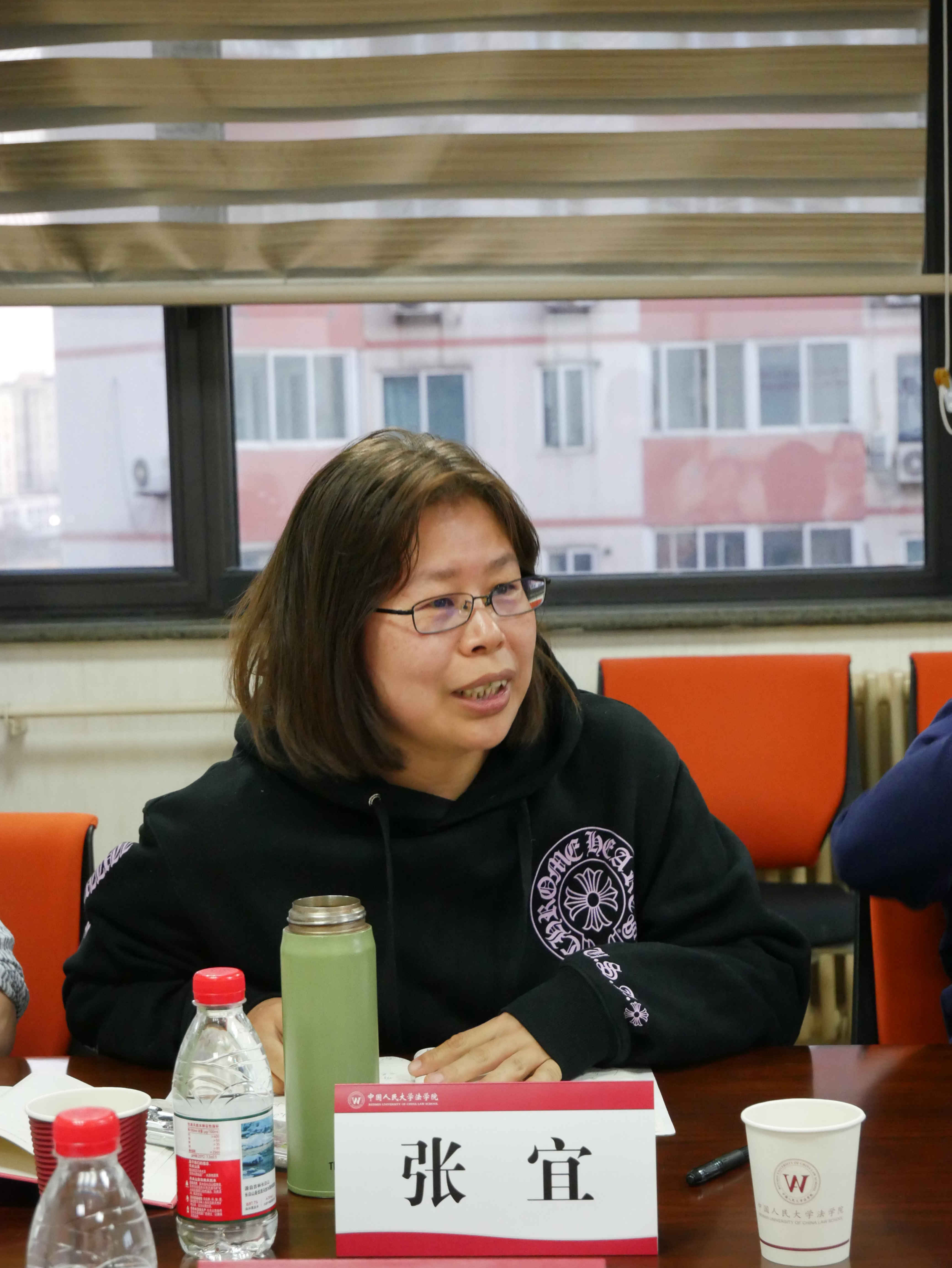 ���˸�����